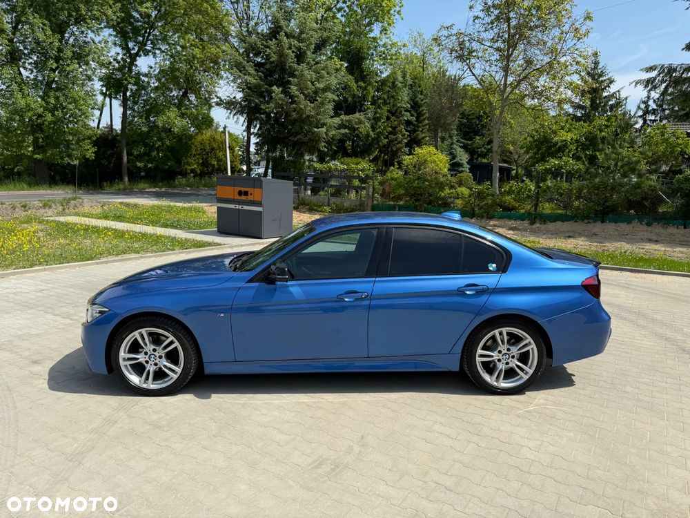 BMW Seria 3 318d M Sport - 2