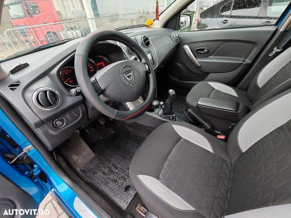 Dacia Sandero Stepway - 11