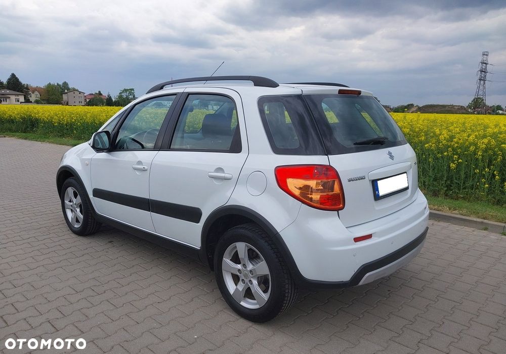 Suzuki SX4 1.6 Comfort - 11