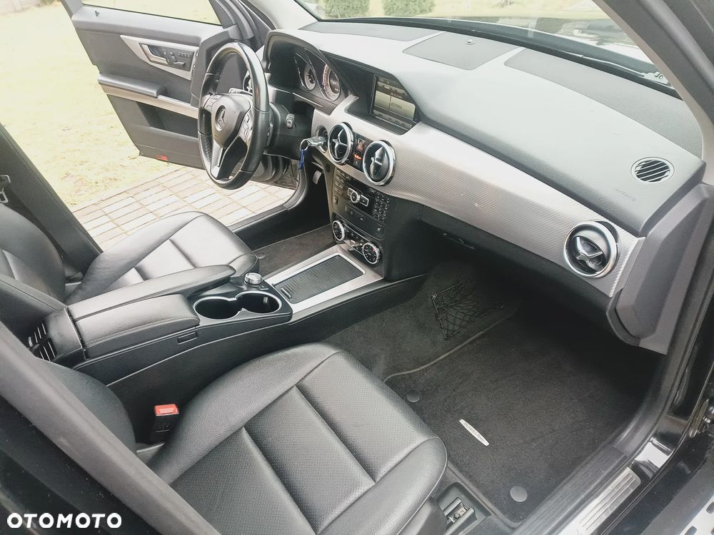 Mercedes-Benz GLK - 30