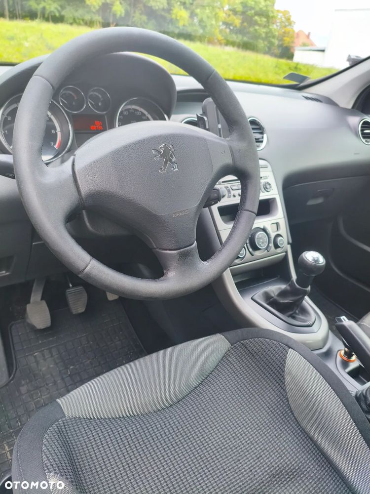Peugeot 308 1.6 Premium - 5