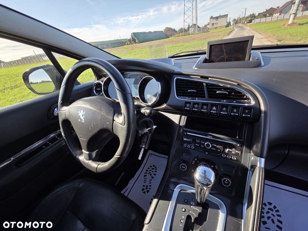 Peugeot 3008 HDi 160 Automatik Allure - 28
