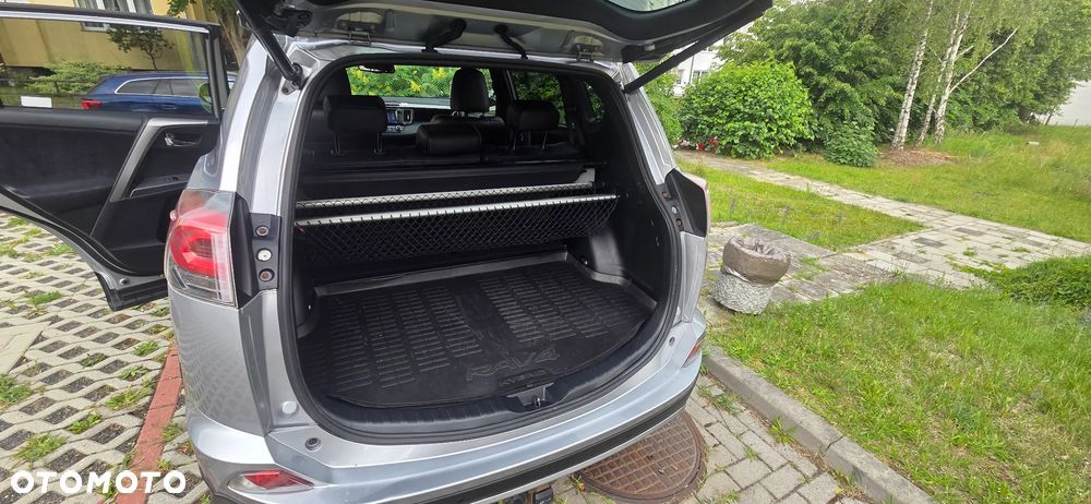 Toyota RAV4 Hybrid Prestige 4x4 - 14