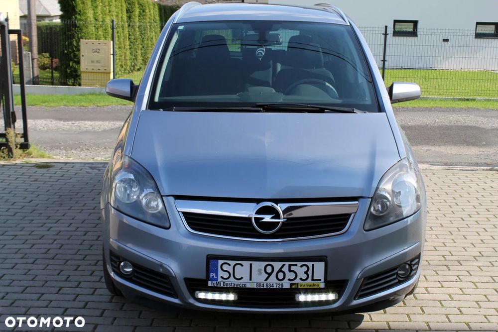 Opel Zafira 1.6 Elegance