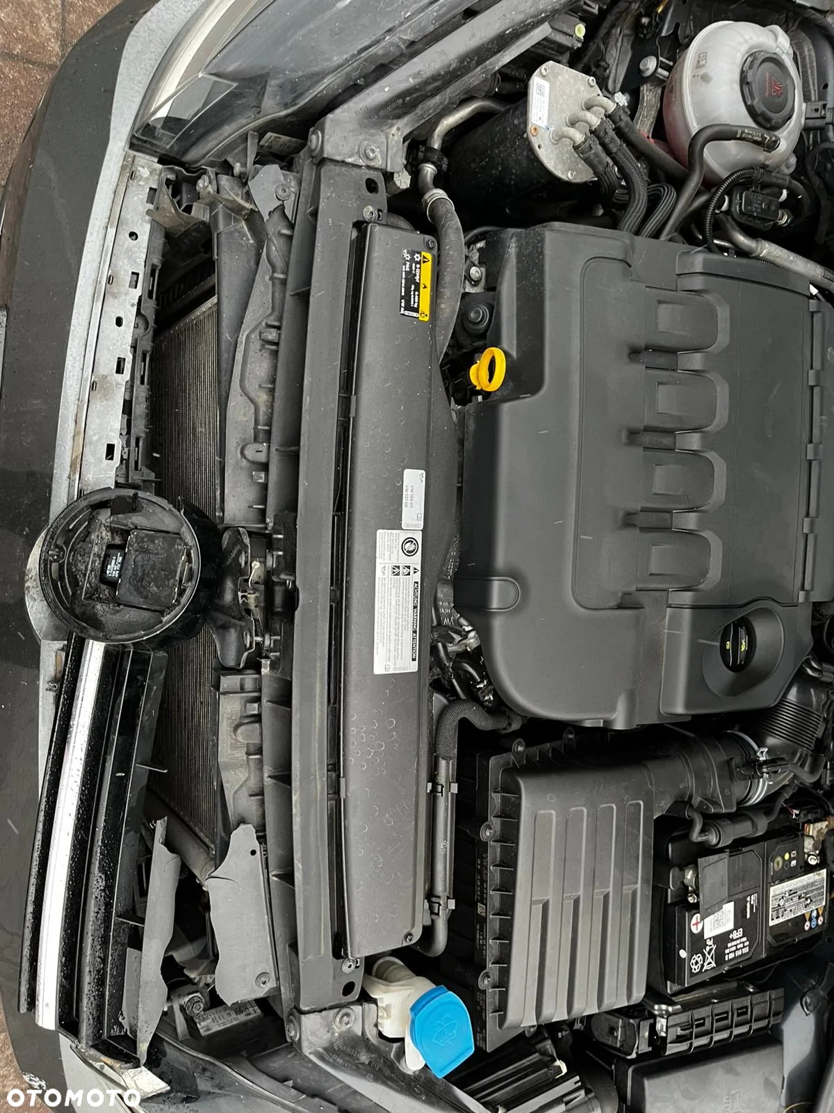 Volkswagen Golf VIII 2.0 TDI R-Line DSG - 13