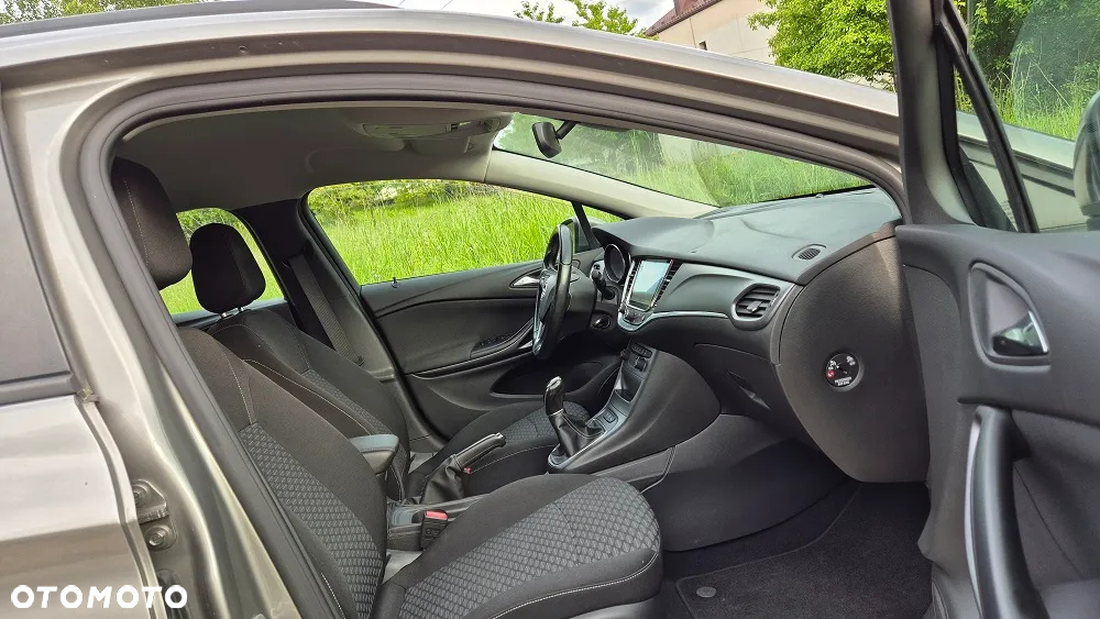 Opel Astra - 4