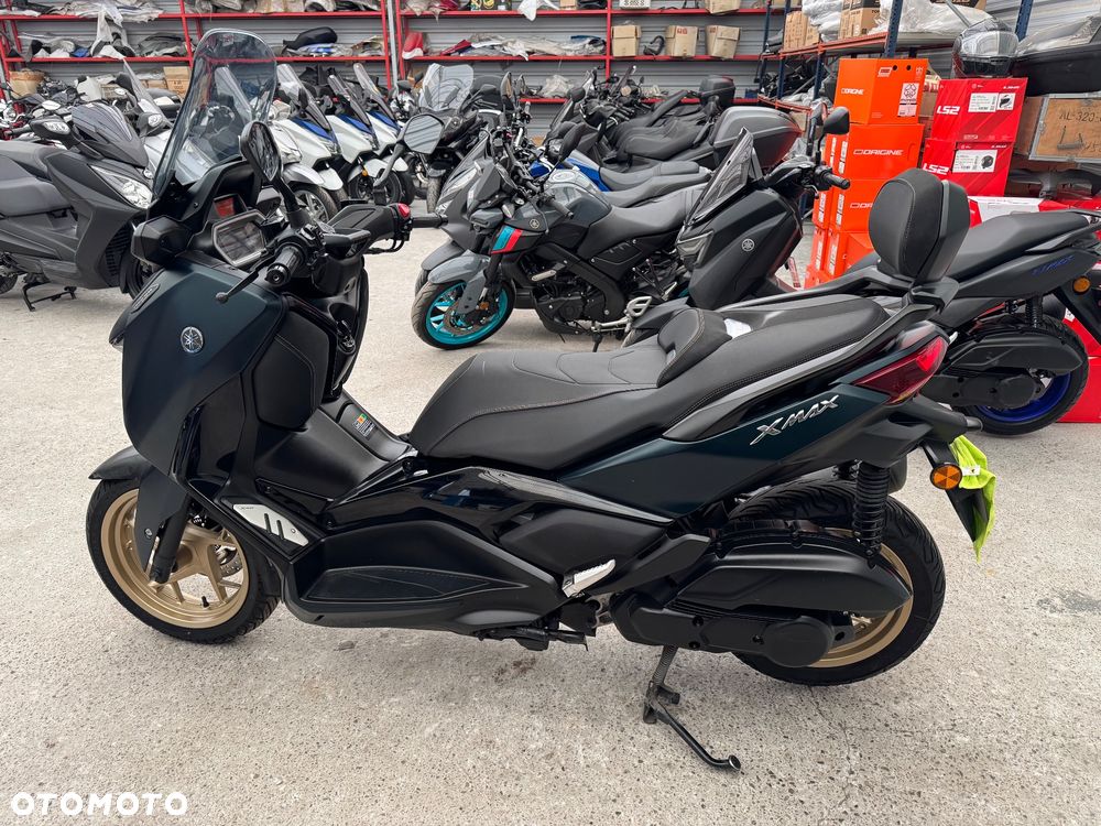 Yamaha X-max - 5