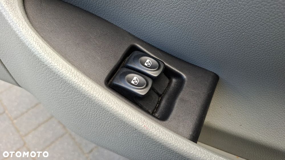 Renault Kangoo 1.6 16V Edition - 11