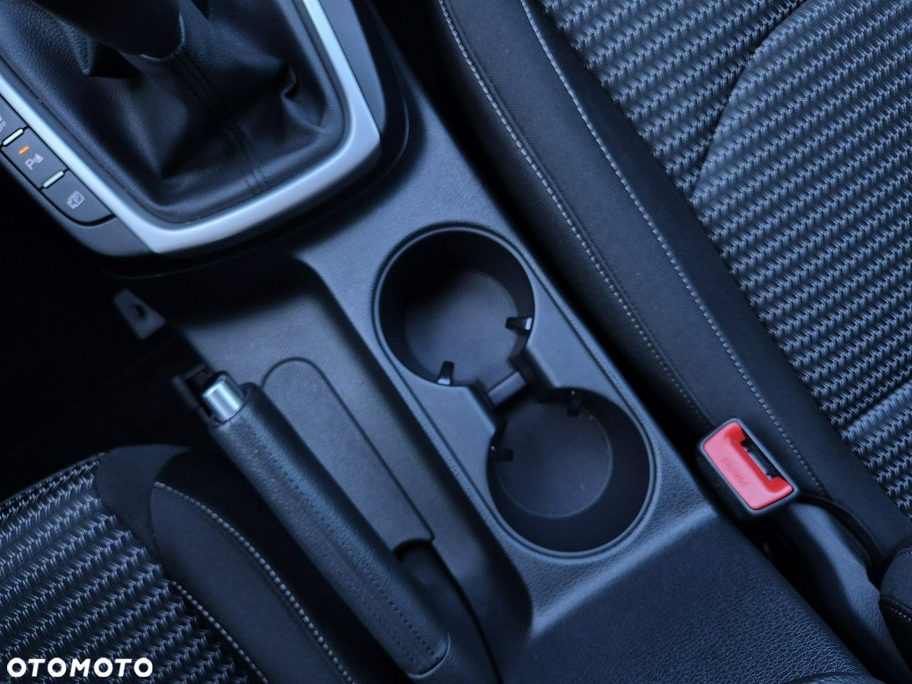 Kia XCeed - 31