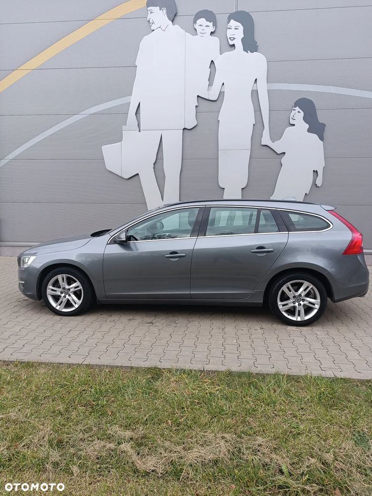 Volvo V60 D2 Drive-E Summum - 4