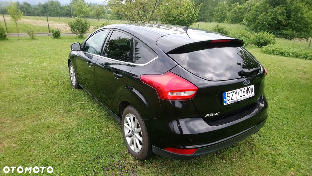 Ford Focus 1.5 EcoBoost Titanium ASS - 3
