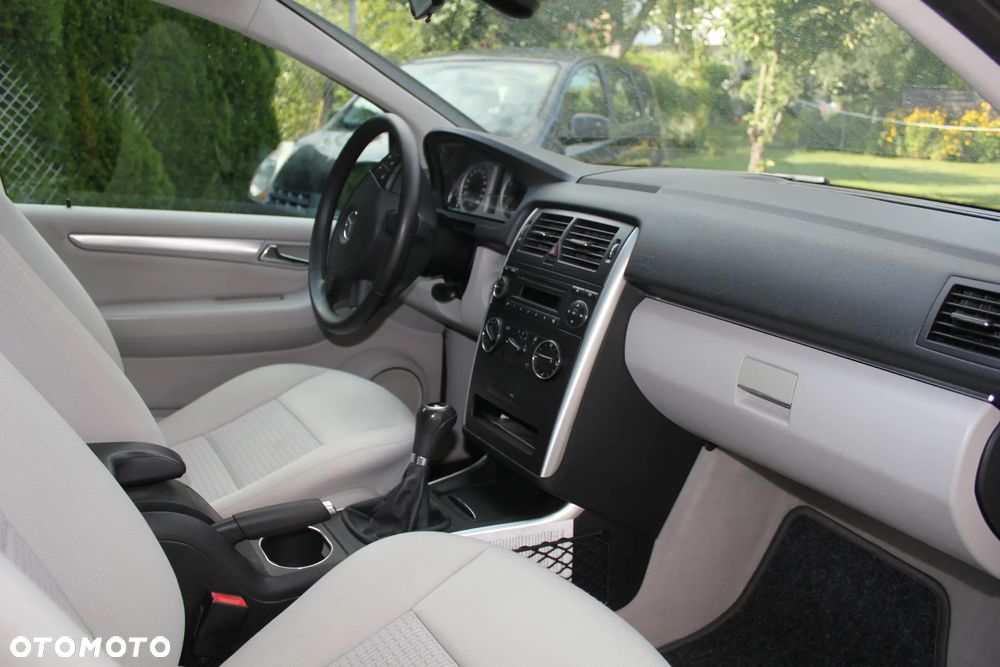 Mercedes-Benz Klasa B 150 BlueEffICIENCY - 7