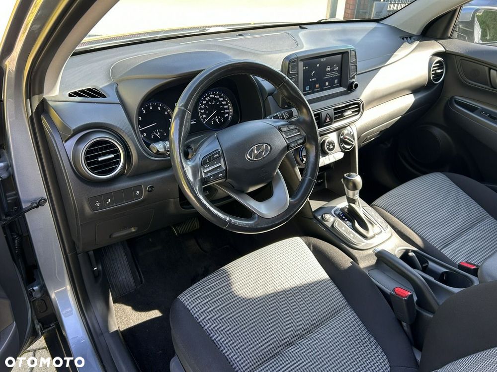 Hyundai Kona - 17
