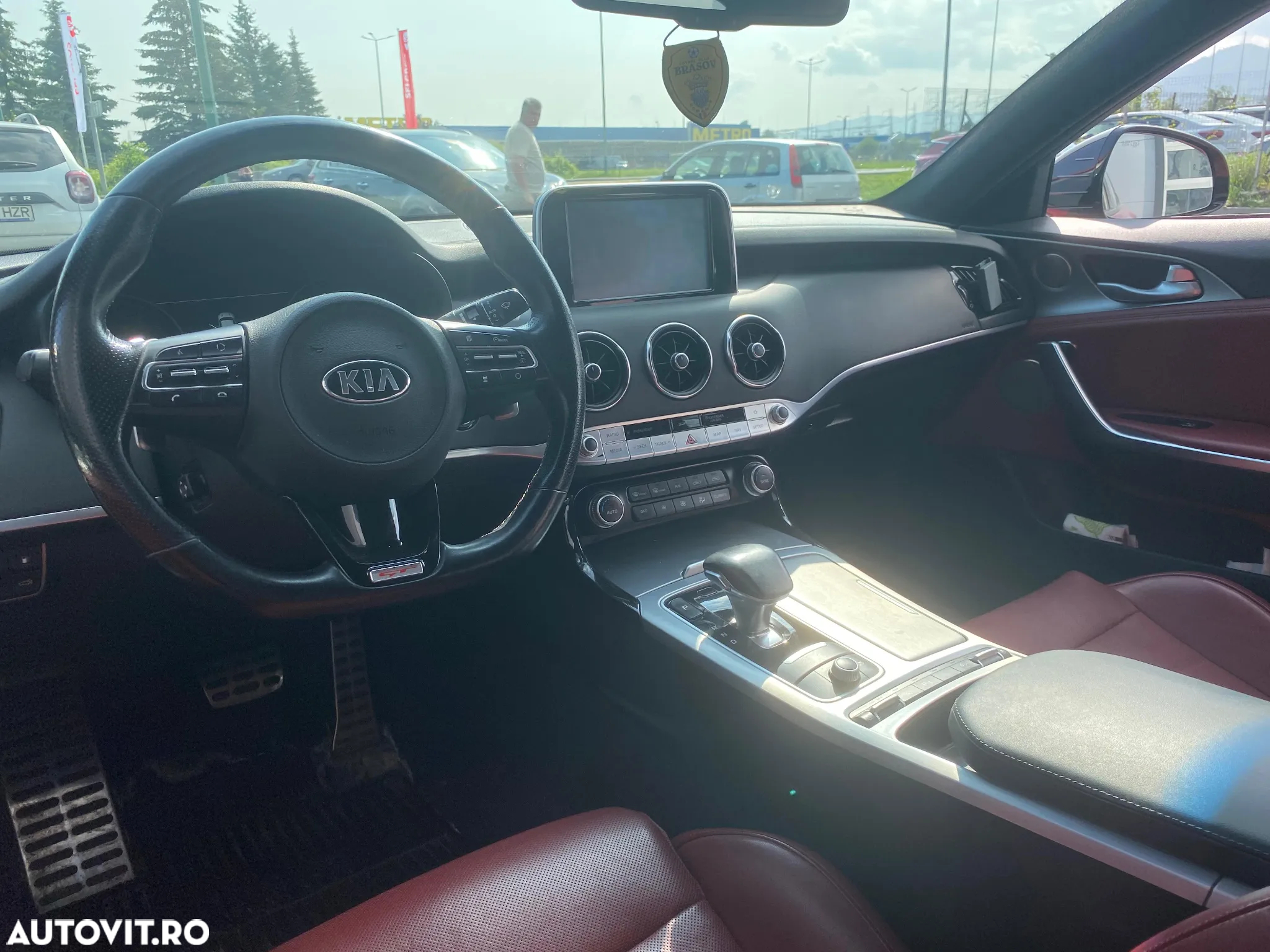 Kia Stinger 3.3 T-GDI AWD GT - 9