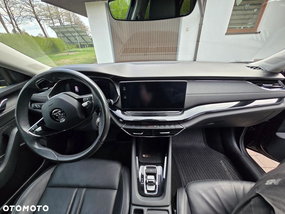 Skoda Octavia 2.0 TDI Style DSG - 11