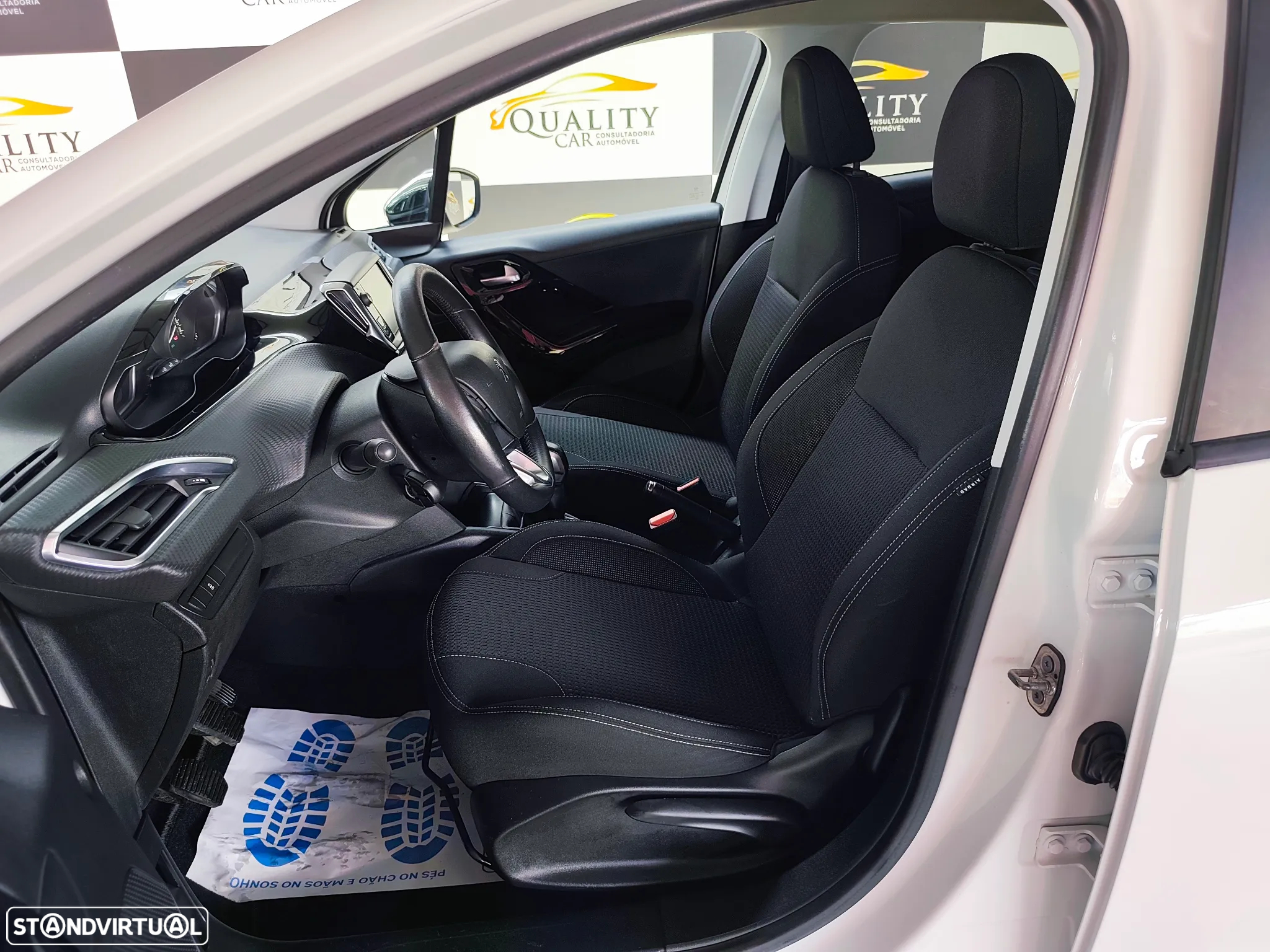Peugeot 208 1.6 BlueHDi Style - 7