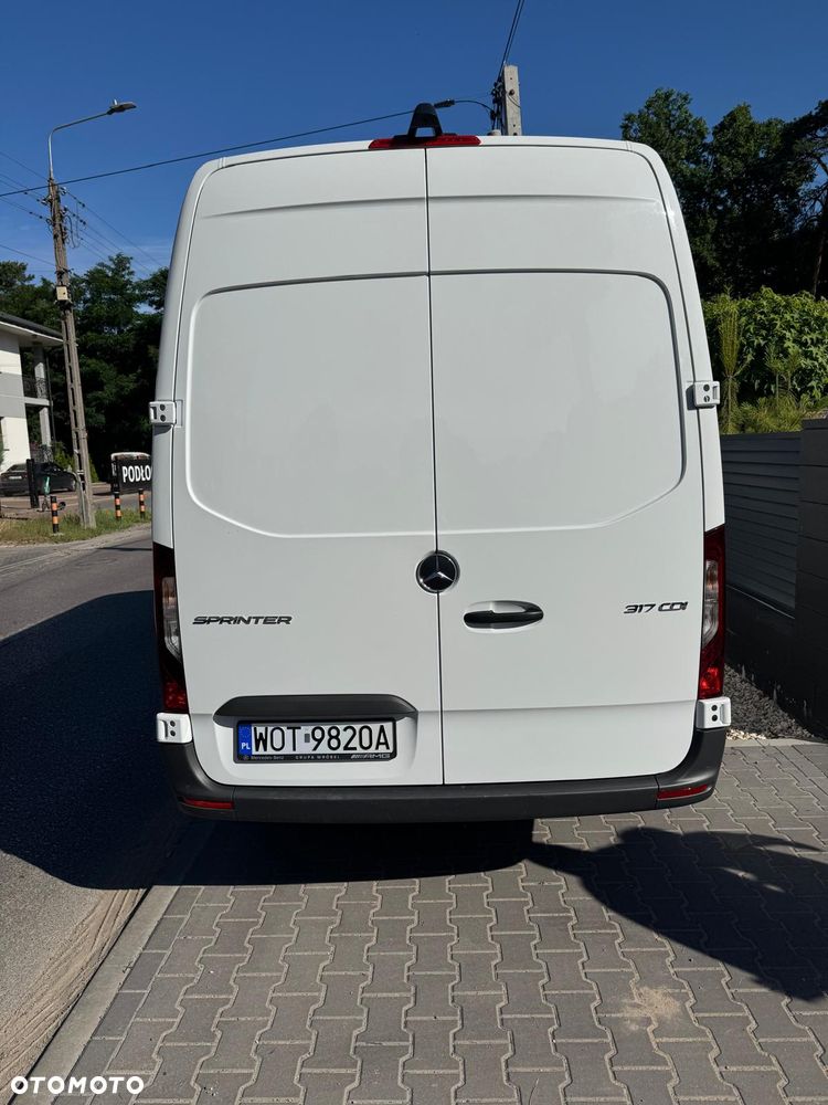 Mercedes-Benz Sprinter 317 - 4