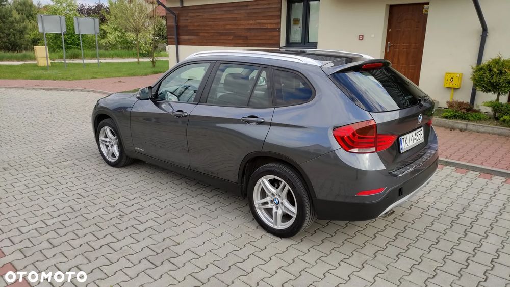 BMW X1 xDrive18d - 17