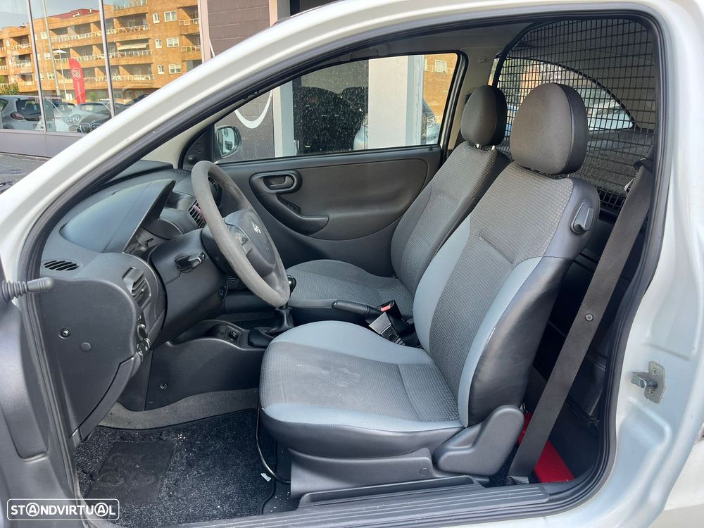 Opel Corsa 1.7 DI - 7