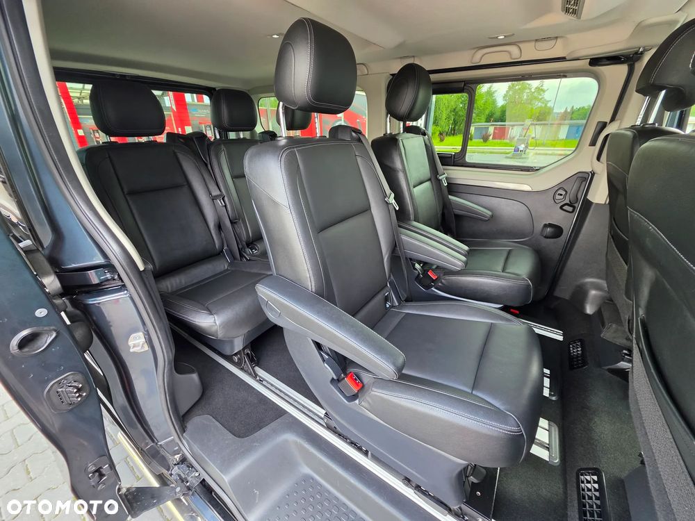 Opel Vivaro L2H1 2,9t Elegance Premium - 22