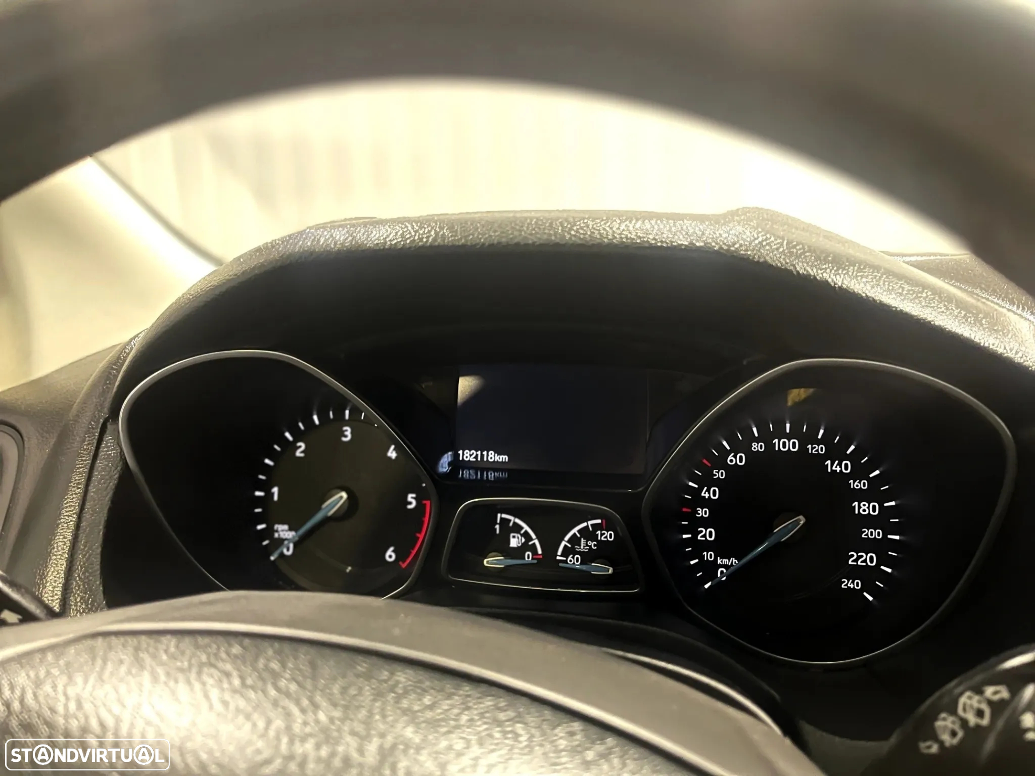 Ford Focus 1.5 TDCi Trend+ - 10