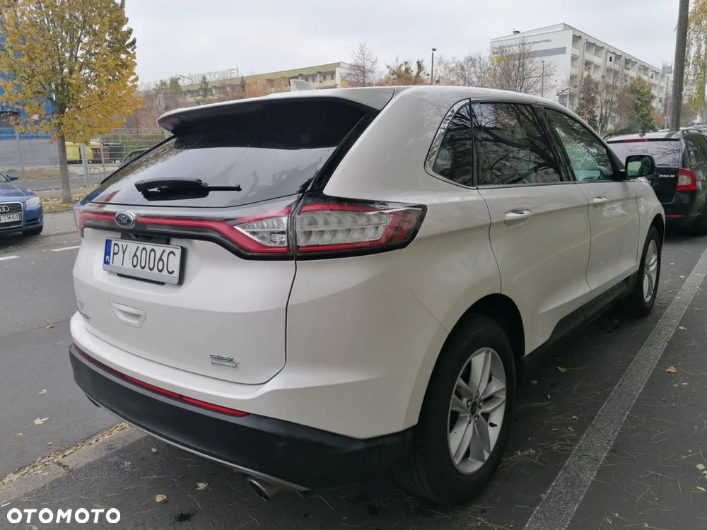Ford Edge - 8