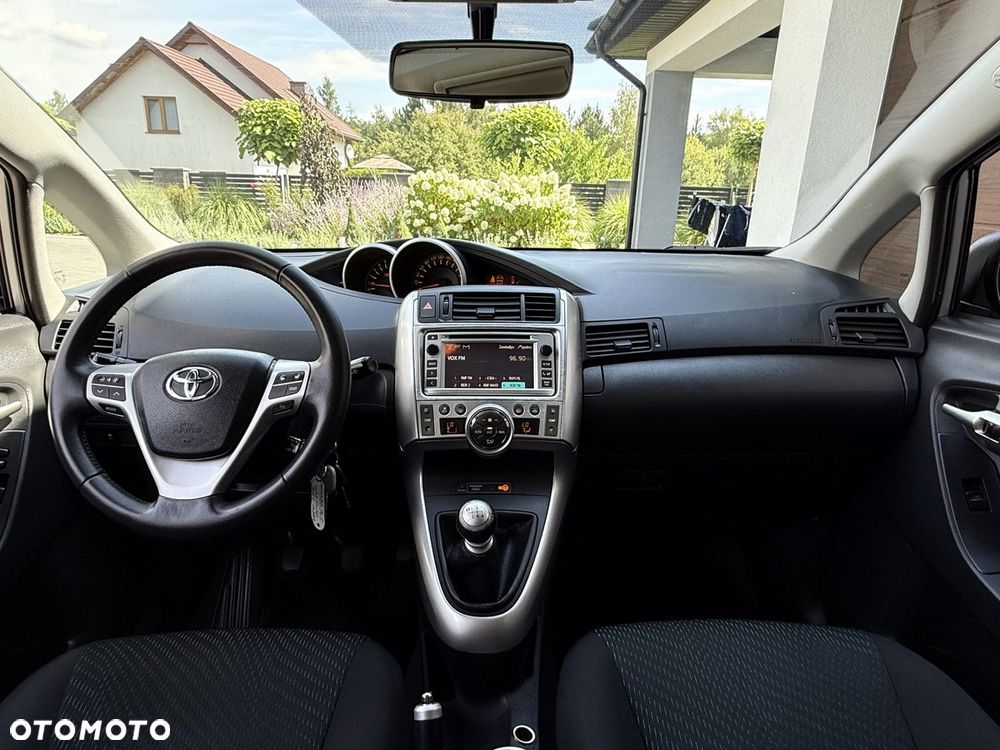 Toyota Verso 1.8 Edition - 19