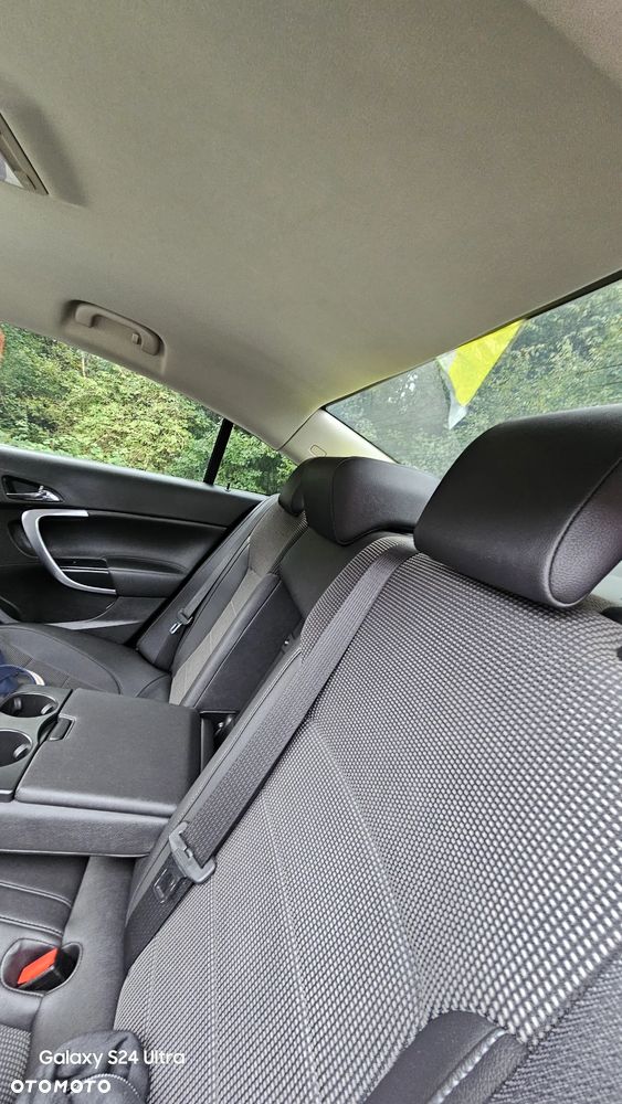 Opel Insignia - 15