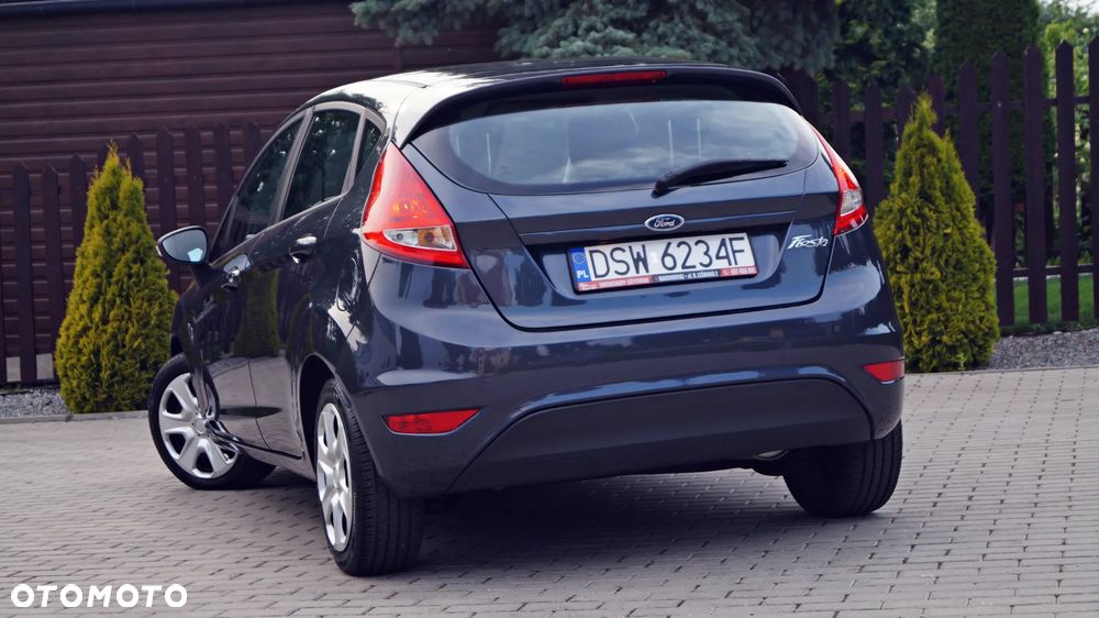 Ford Fiesta 1.25 Champions Edition - 4