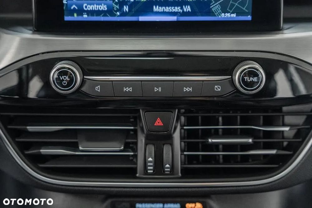 Ford Escape 2.0 EcoBoost AWD Titanium - 21