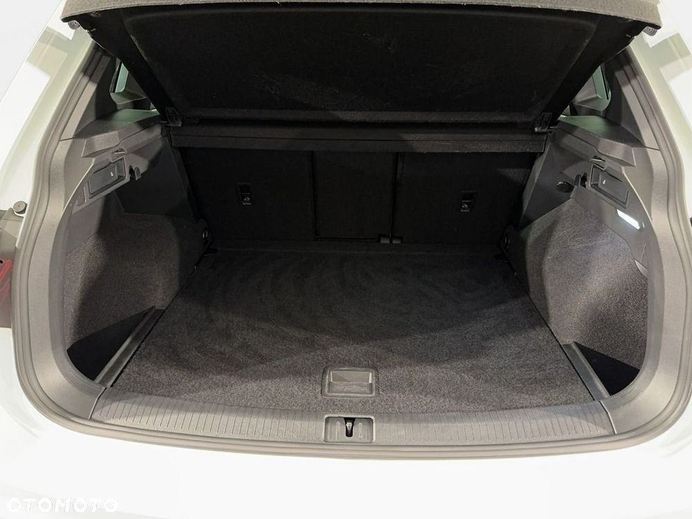 Volkswagen Tiguan - 18