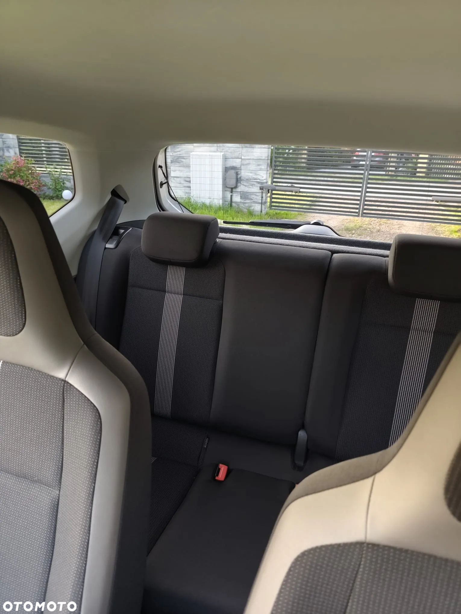 Volkswagen up! 1.0 TSI high - 19