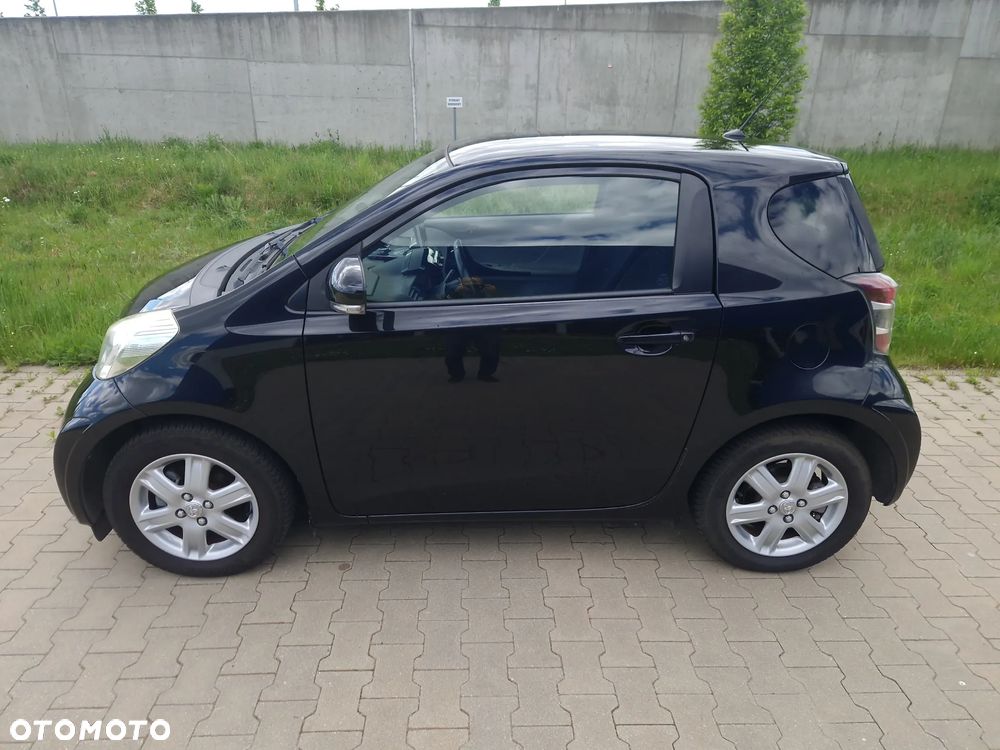 Toyota iQ 1.0 Luna CVT - 18