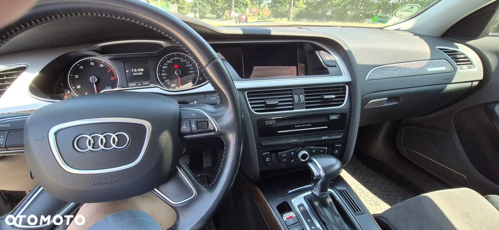 Audi A4 Limousine - 7
