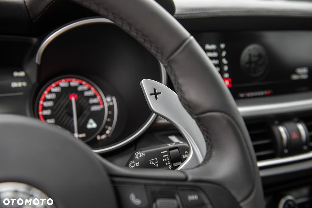 Alfa Romeo Stelvio - 26
