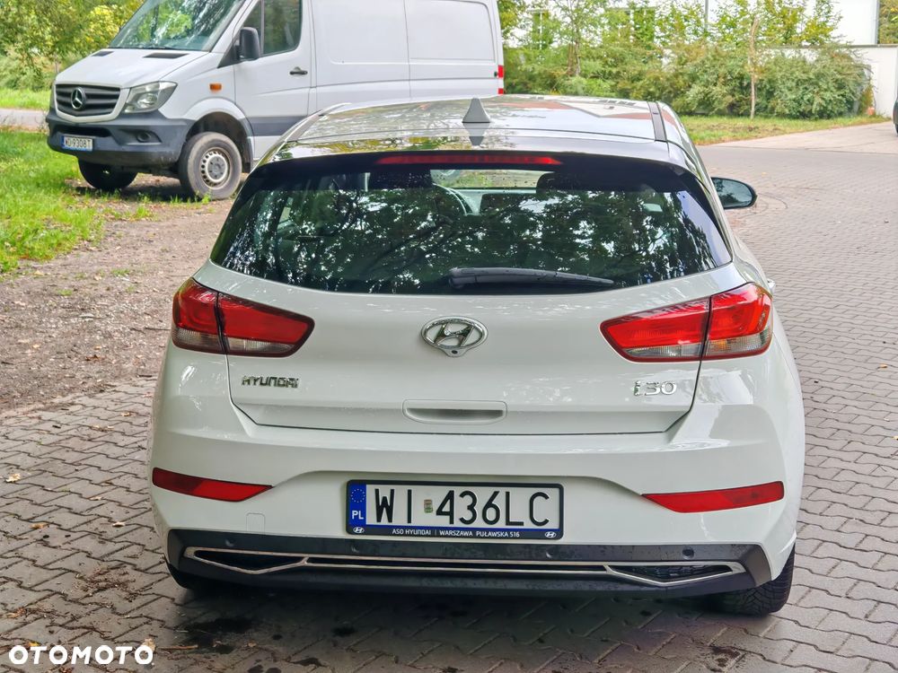 Hyundai i30 1.0 T-GDI Classic + DCT - 14