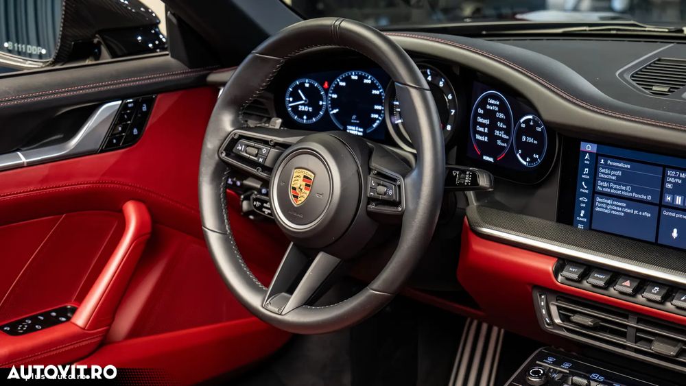 Porsche 911 4S - 28