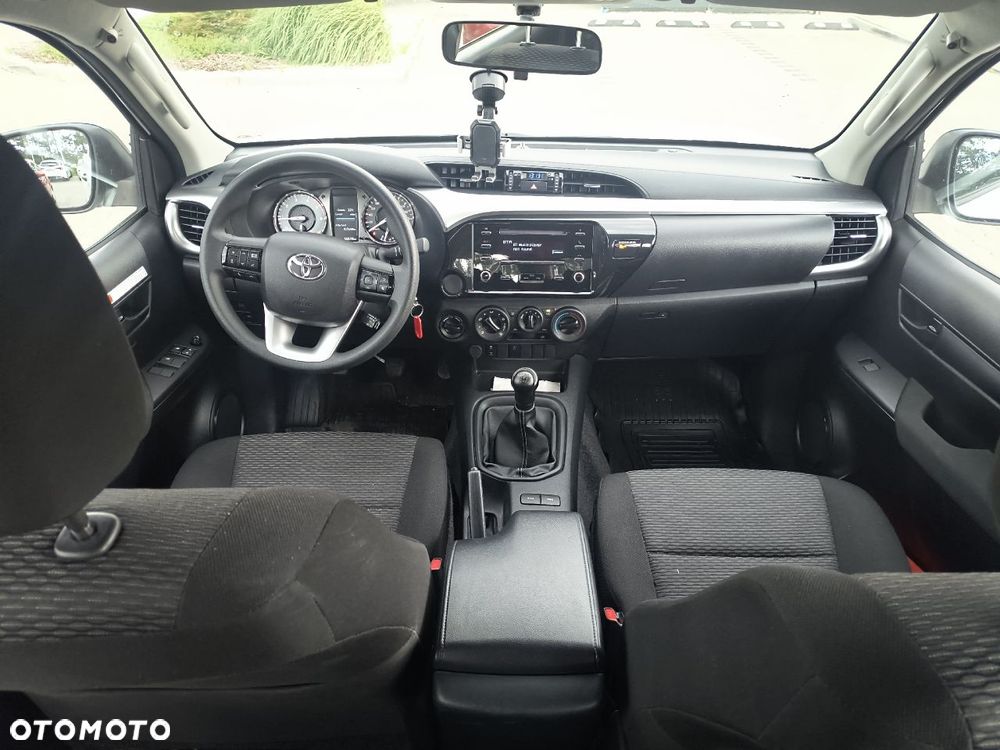 Toyota Hilux 2.4 D-4D Double Cab DL 4x4 - 17