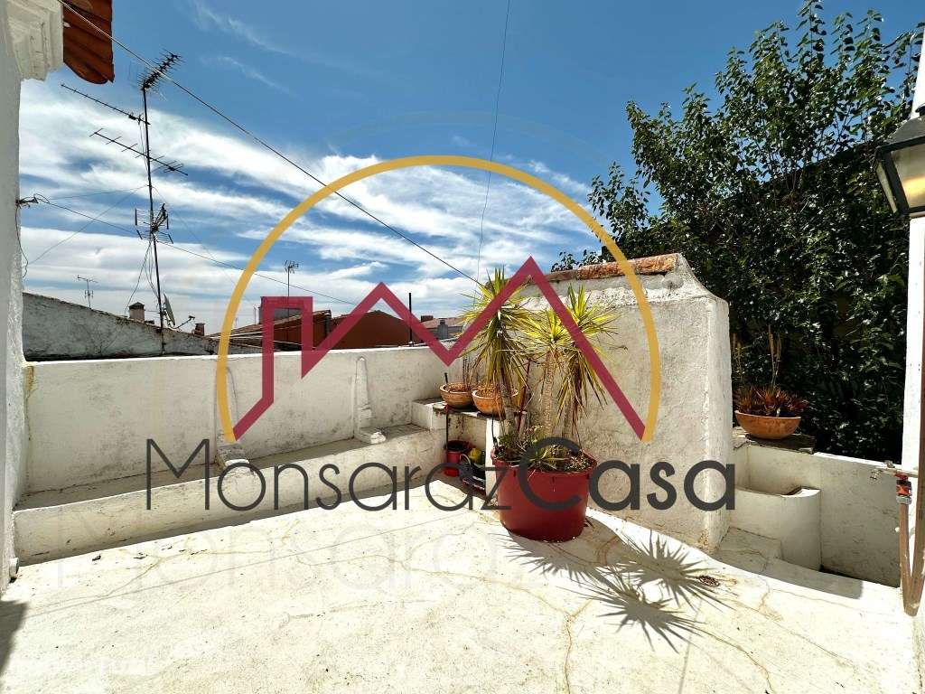 Moradia T2 em Mourão - Grande imagem: 5/39