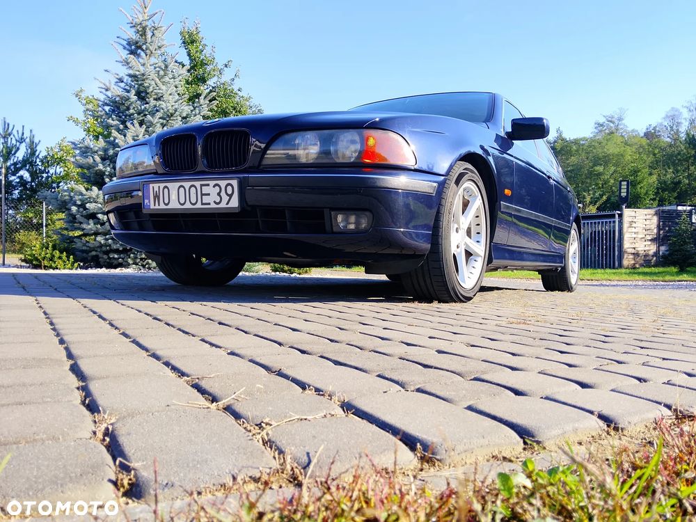 BMW Seria 5 - 29