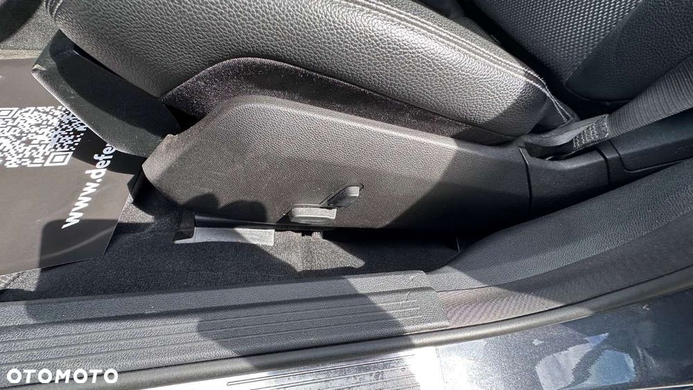 Mercedes-Benz Klasa E - 34