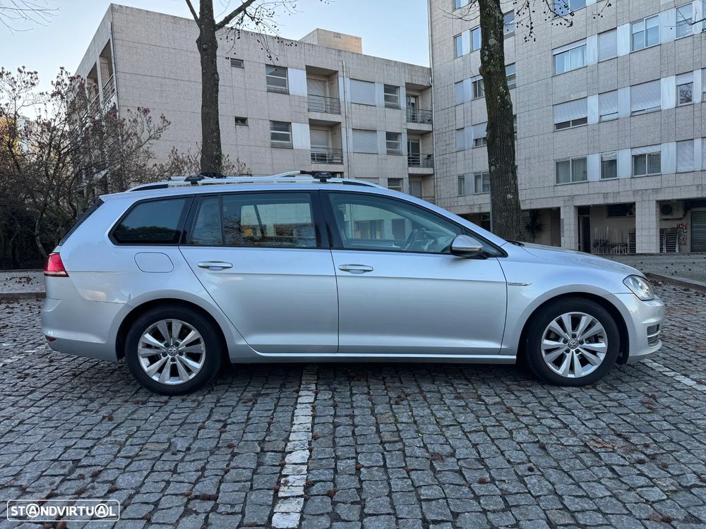 VW Golf Variant 1.6 TDi BlueMotion Confortline - 4