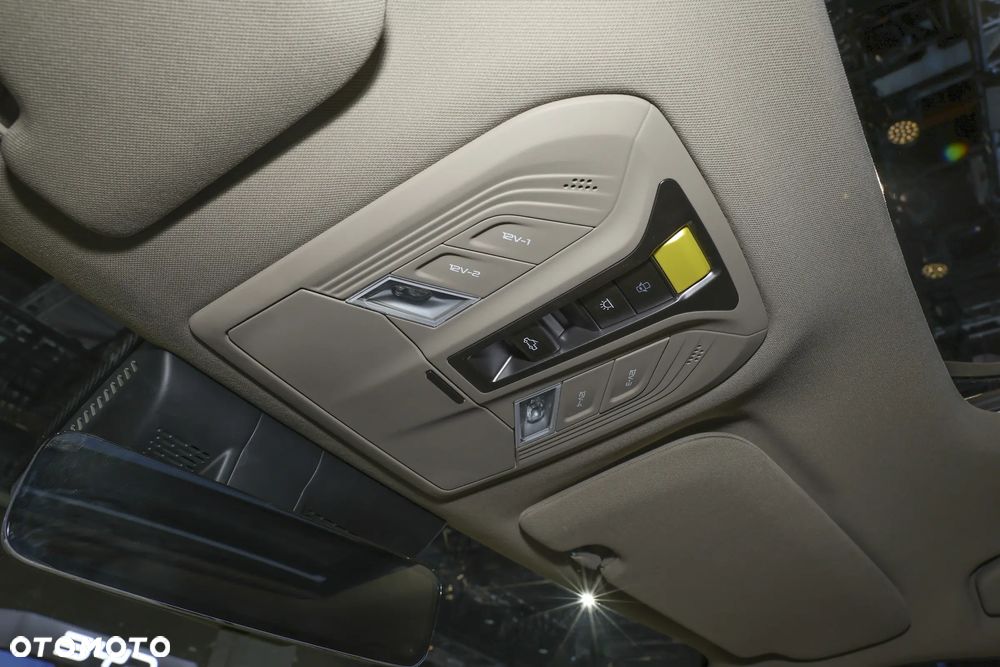 Nissan Frontier - 32