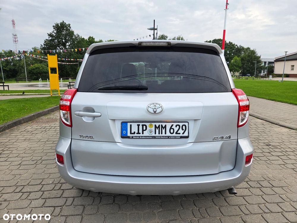 Toyota RAV4 2.0 VVT-i Premium - 5