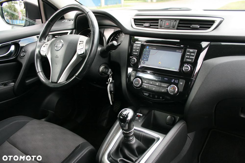 Nissan Qashqai 1.2 DIG-T Acenta - 22