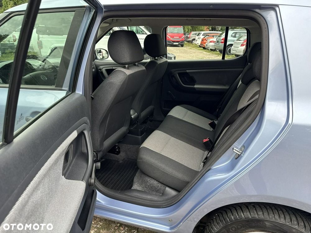 Skoda Fabia - 20