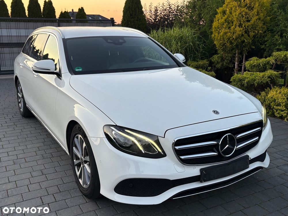 Mercedes-Benz Klasa E 220 d 9G-TRONIC Avantgarde - 12