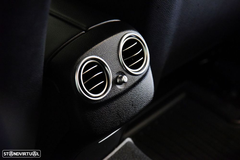 Mercedes-Benz E 200 d Exclusive Line 7L - 27