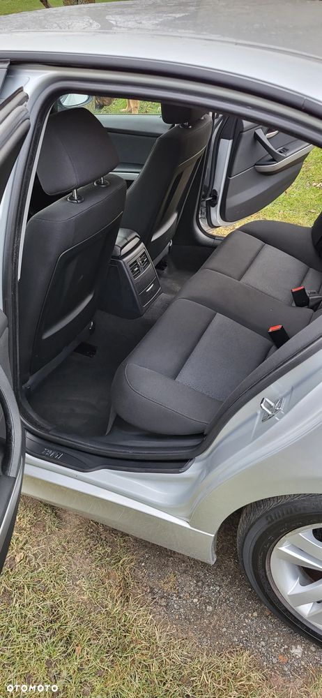 BMW Seria 3 320d DPF - 18