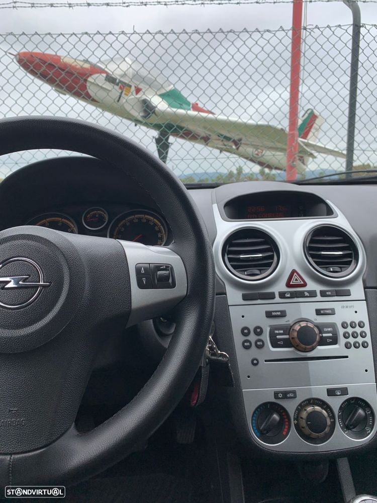 Opel Corsa 1.3 CDTi Enjoy - 33